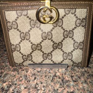 Gucci Tan and Brown GG Canvas Wallet (rehab)